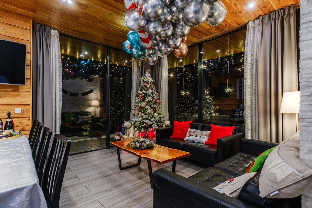 Luxury Chalet Wioska Jagny ポロニン エクステリア 写真