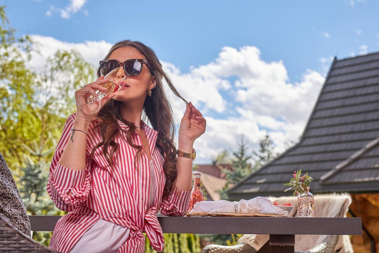 Luxury Chalet Wioska Jagny ポロニン エクステリア 写真